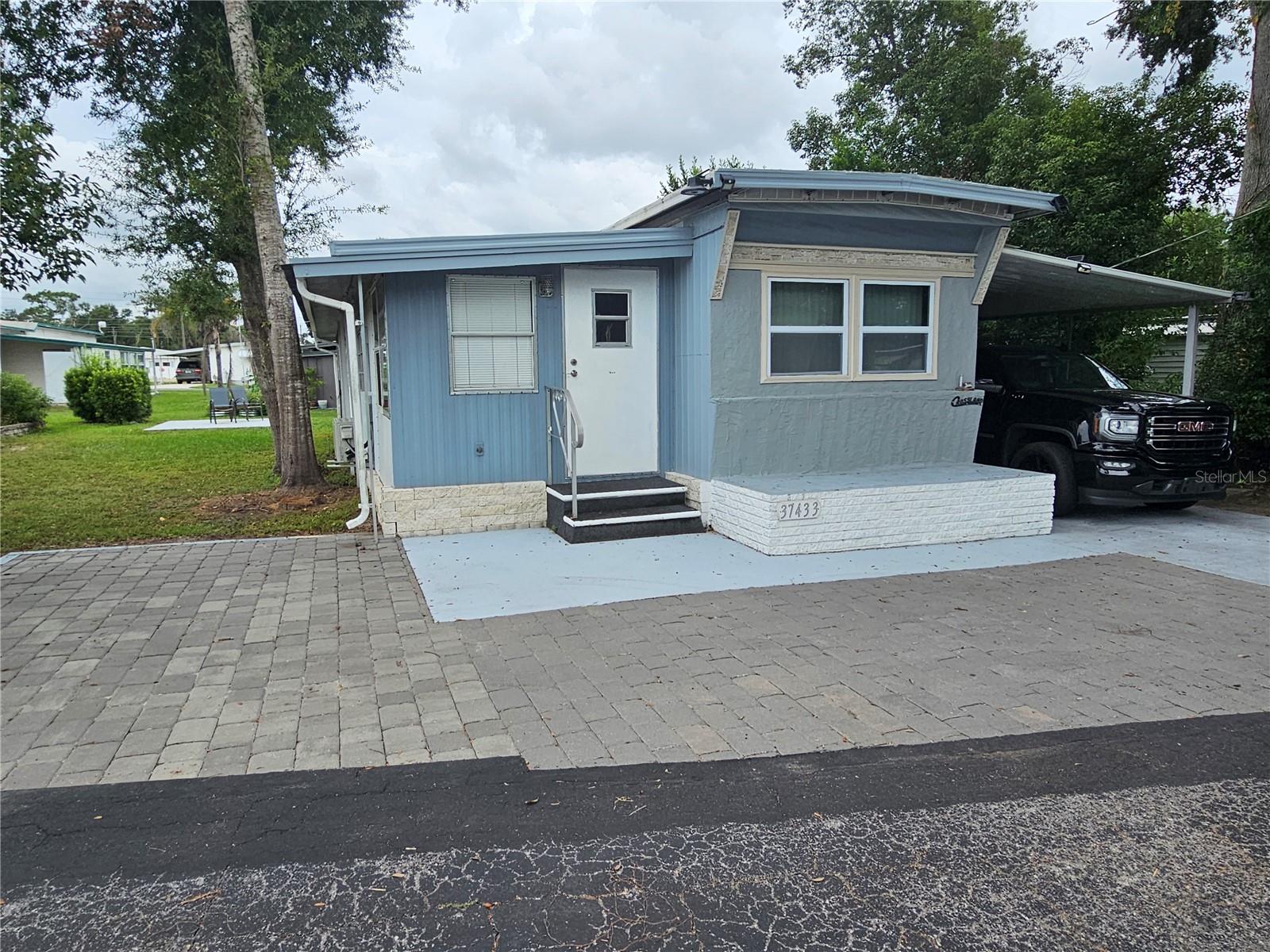 37433 Hammond Dr Property Photo 1