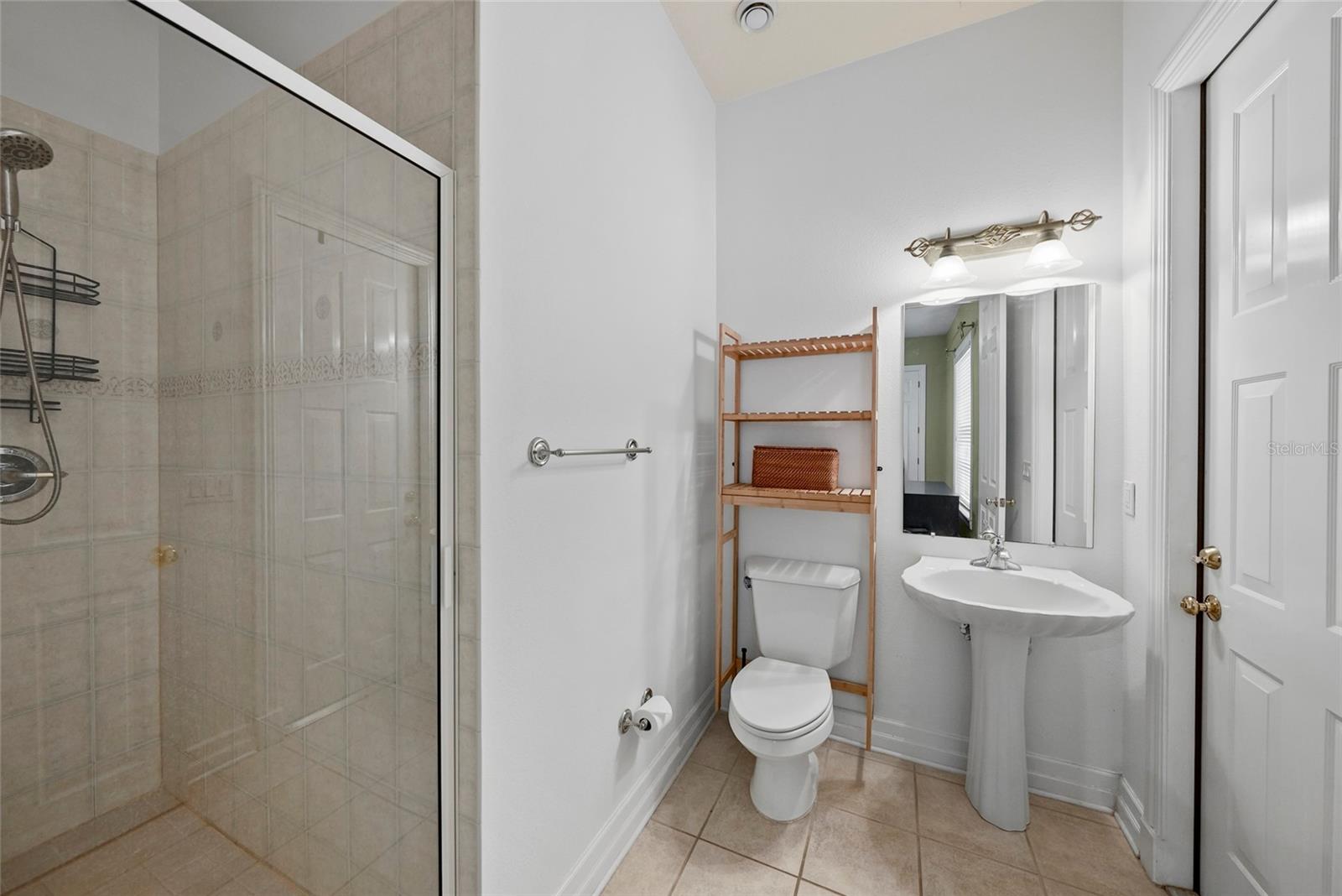 18823 Wimbledon Cir Property Photo 22