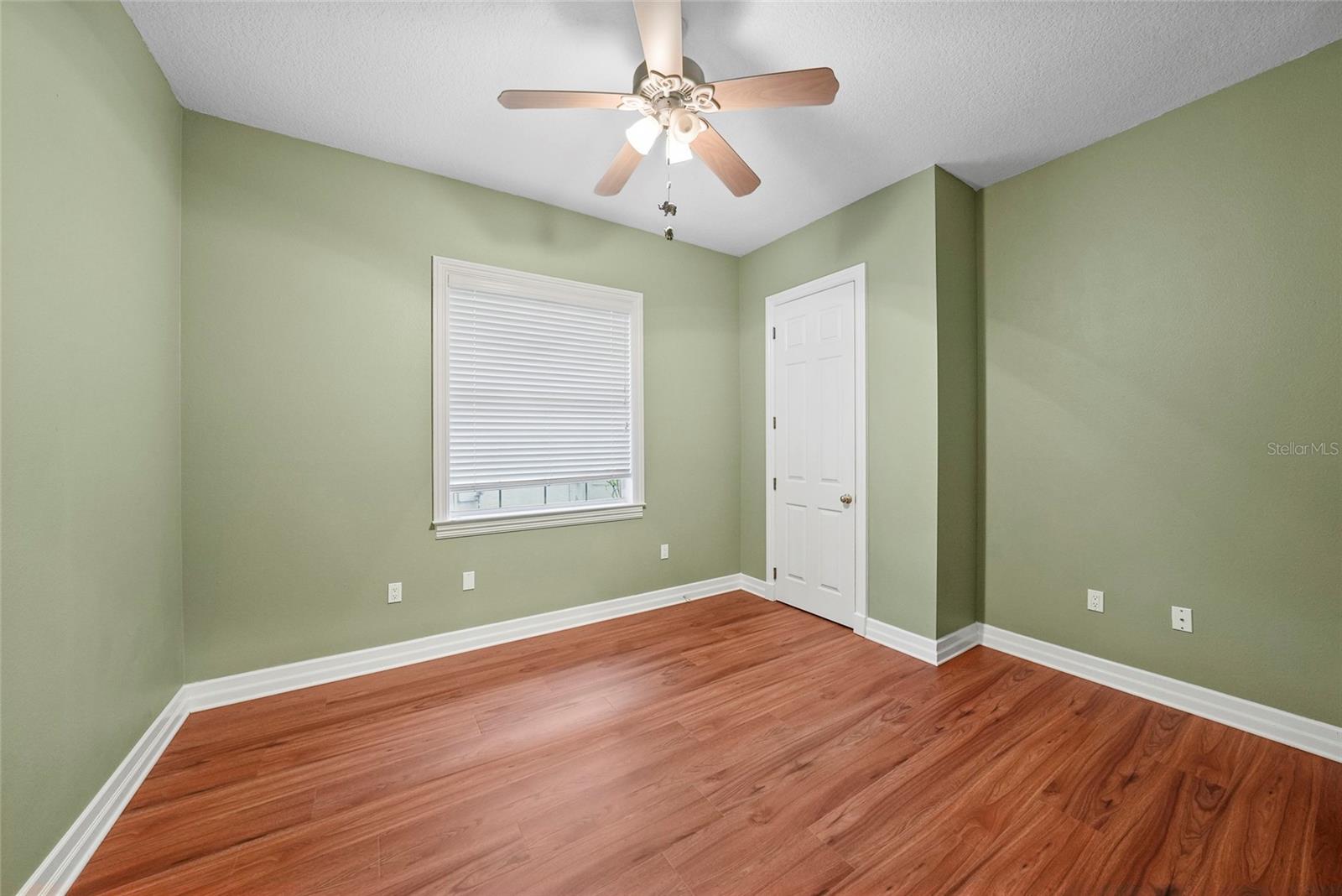 18823 Wimbledon Cir Property Photo 23