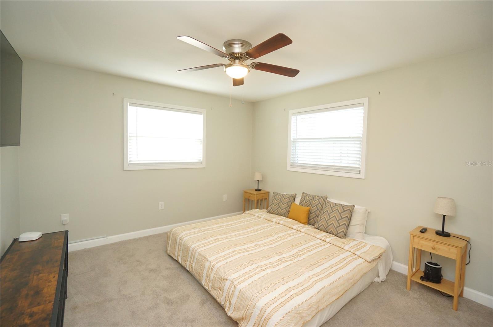 4411 W Leila Ave Property Photo 5