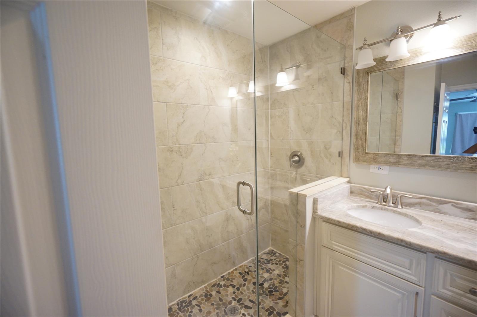 4411 W Leila Ave Property Photo 9