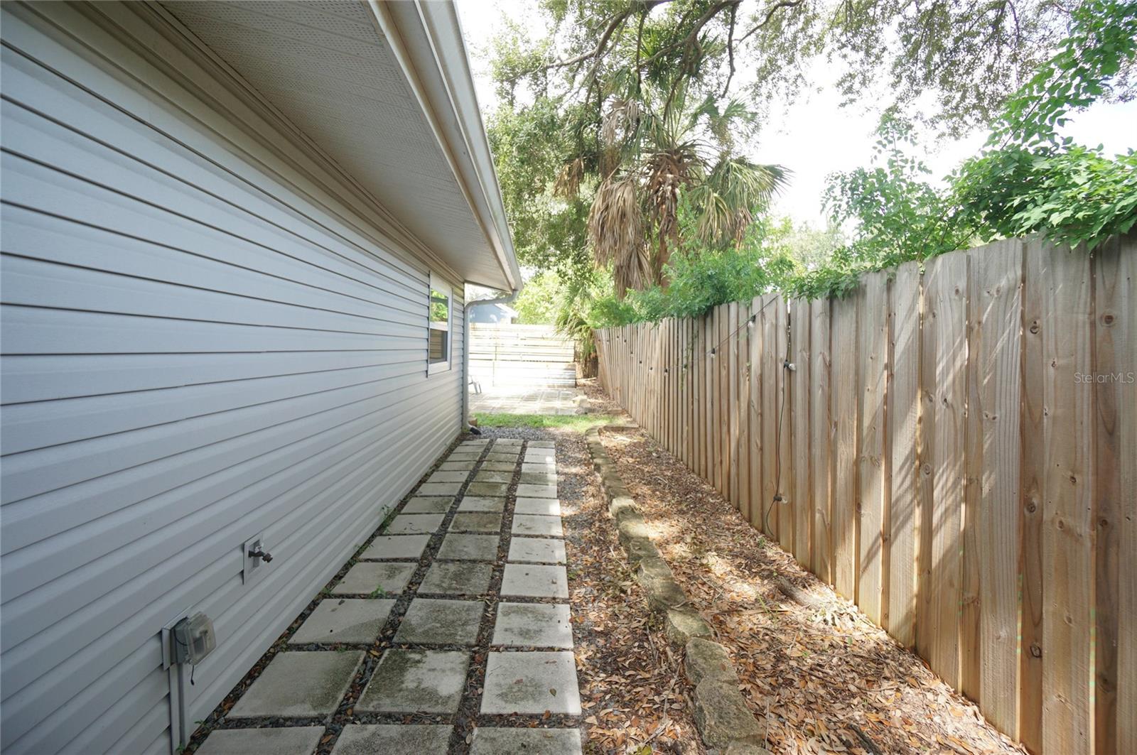 4411 W Leila Ave Property Photo 13