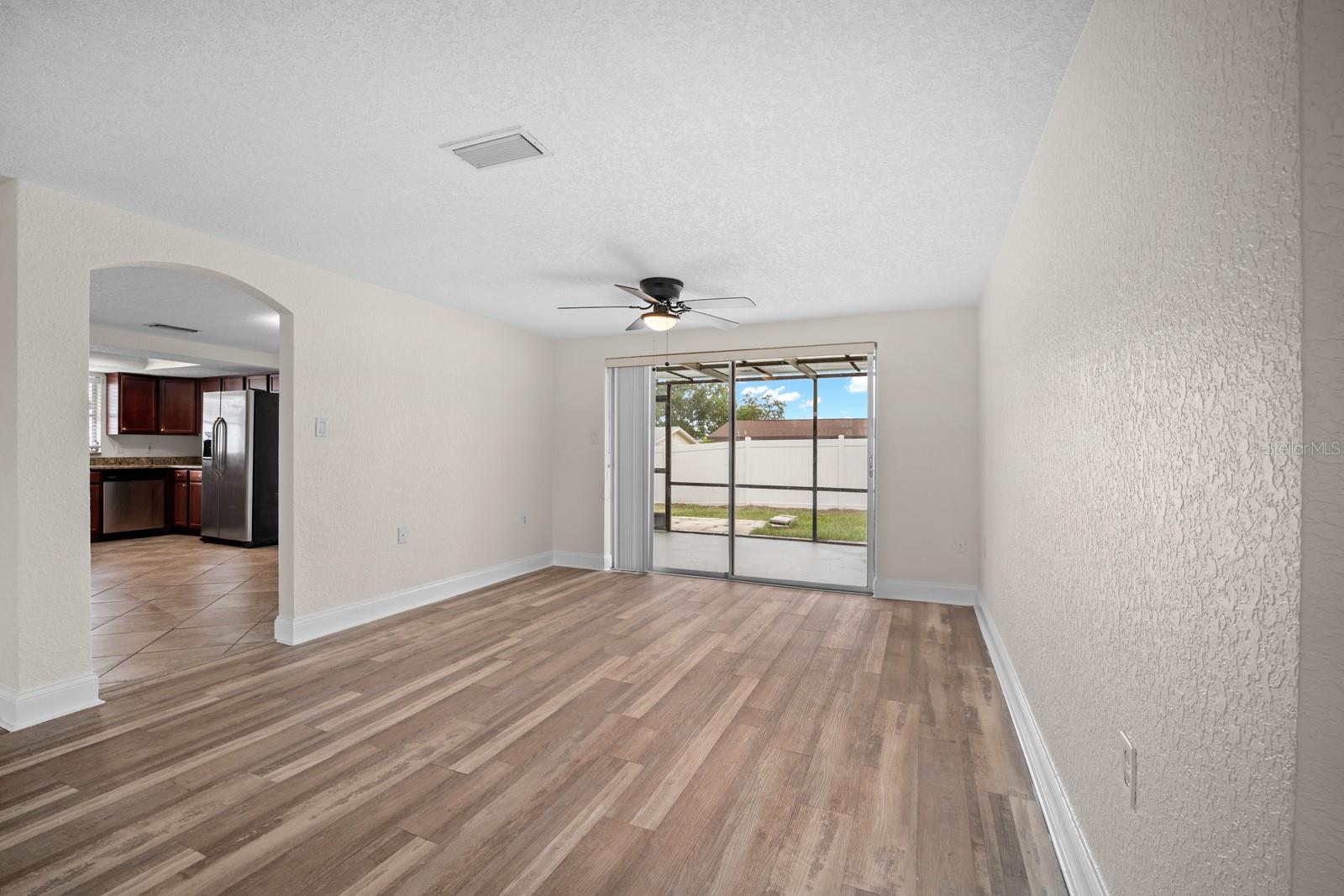 7805 Burnham Dr Property Photo 7