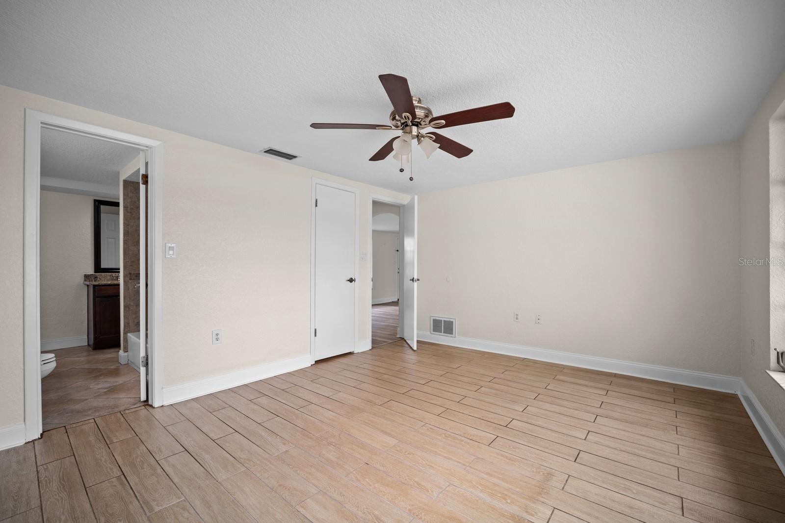 7805 Burnham Dr Property Photo 15
