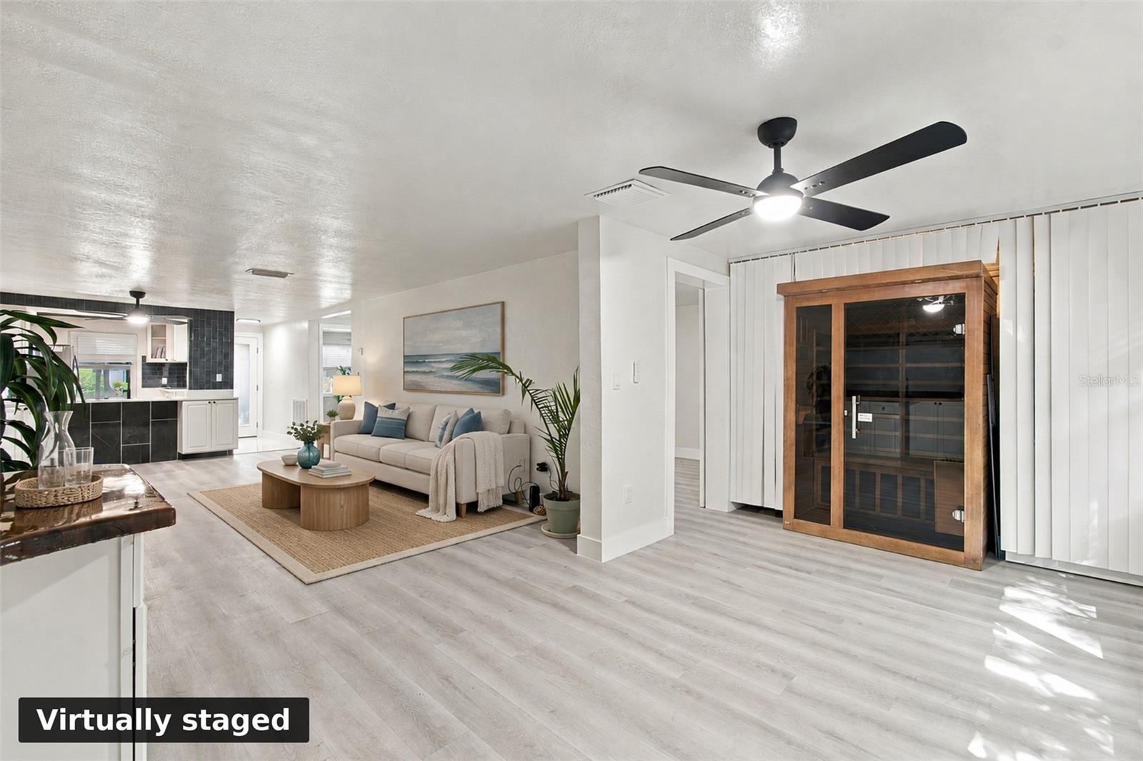 4350 Sunstate Dr #4 Property Photo 17