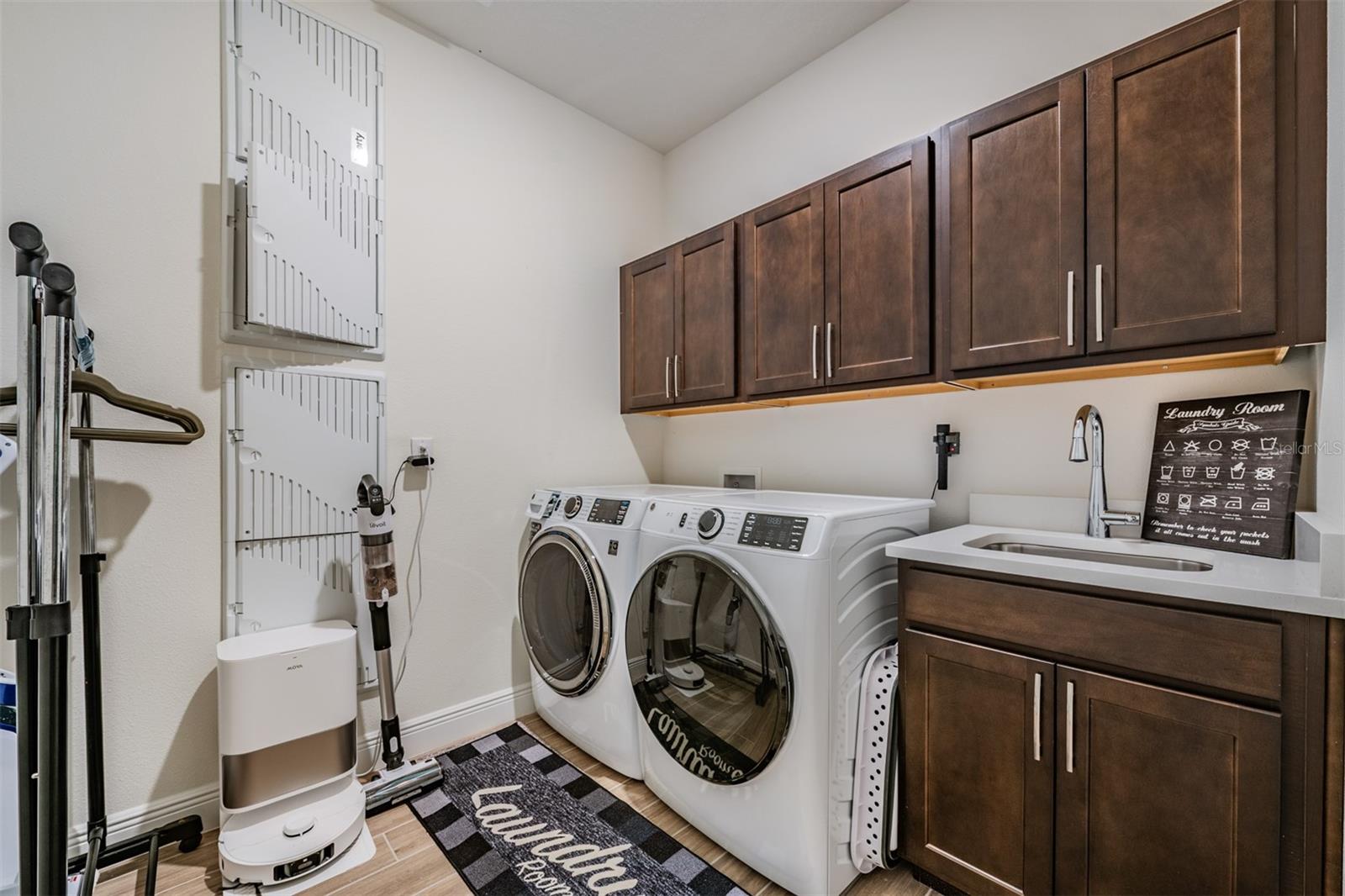 7474 Sea Manatee St Property Photo 16
