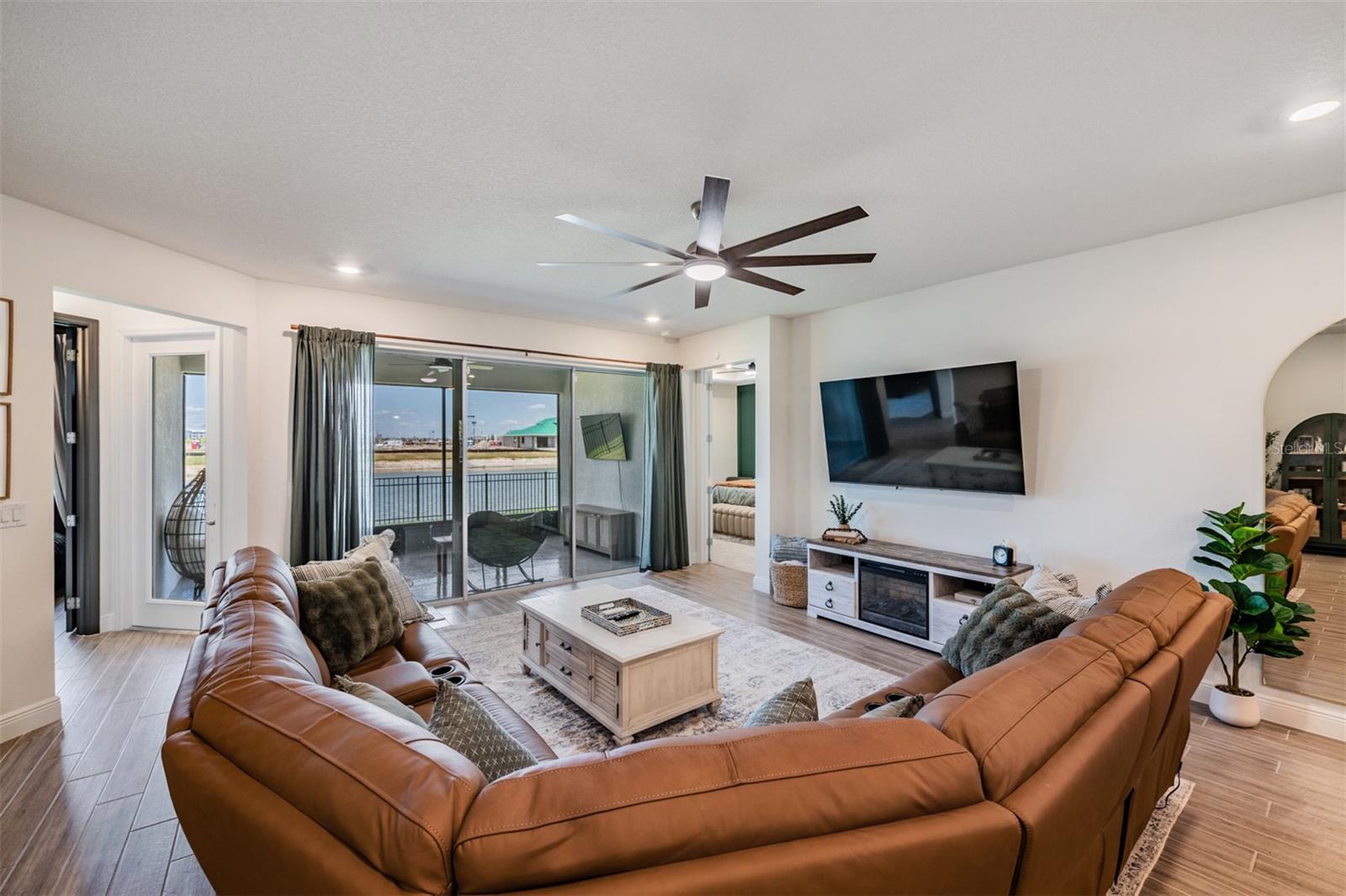 7474 Sea Manatee St Property Photo 34