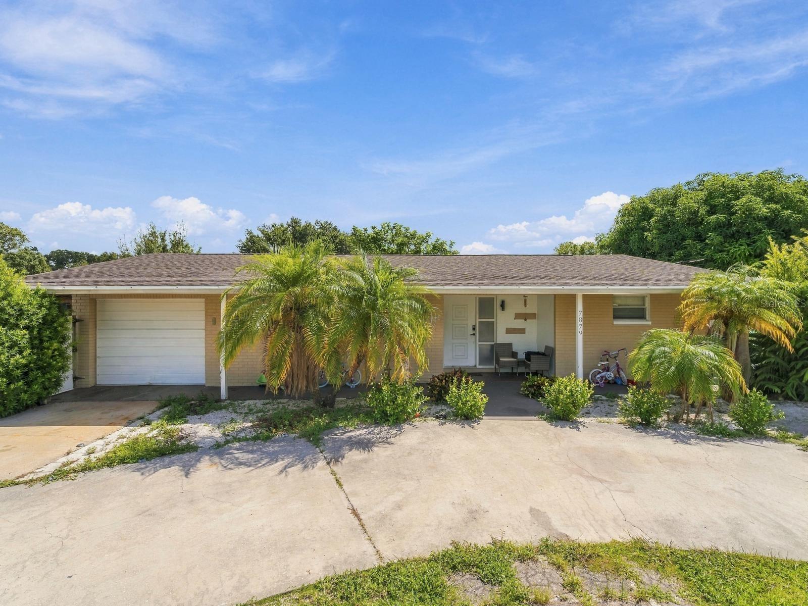 7879 84TH LN Property Photo 1