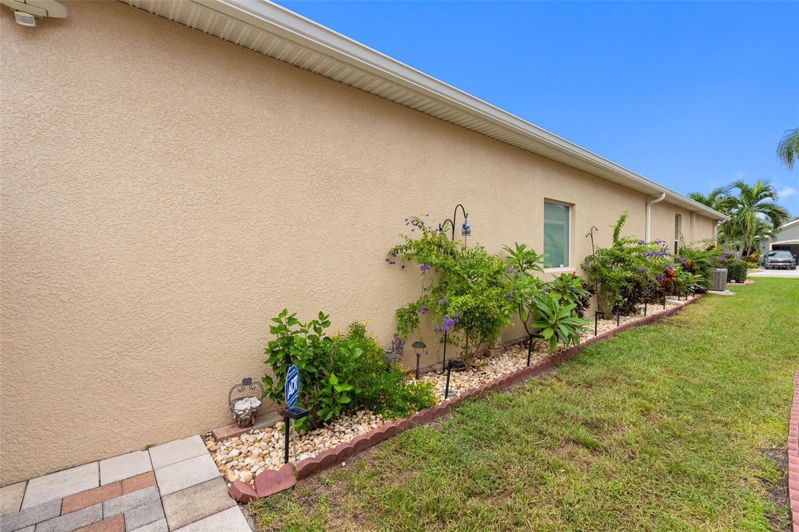 2232 Parrot Fish Dr Property Photo 39