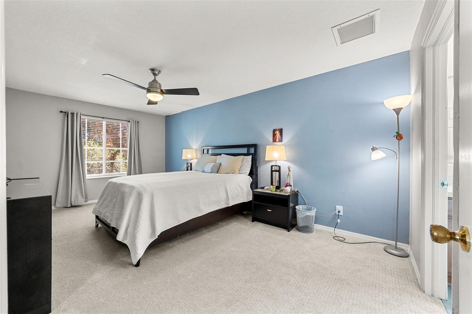 9237 River Rock Ln Property Photo 6
