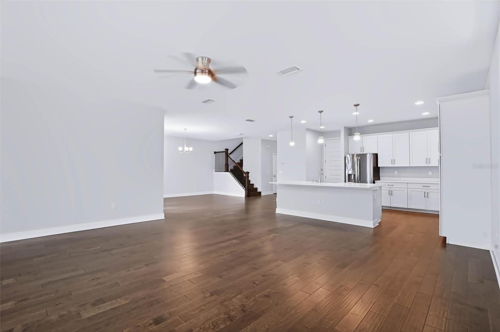 3022 W Gray St Property Photo 20