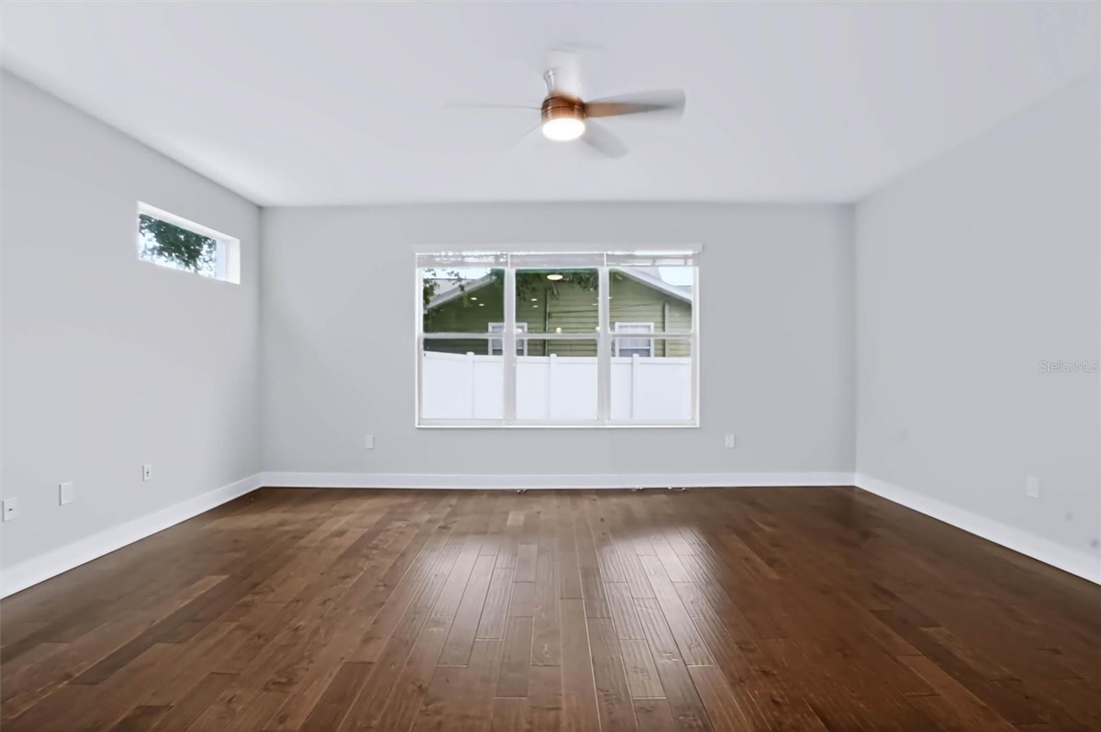 3022 W Gray St Property Photo 26