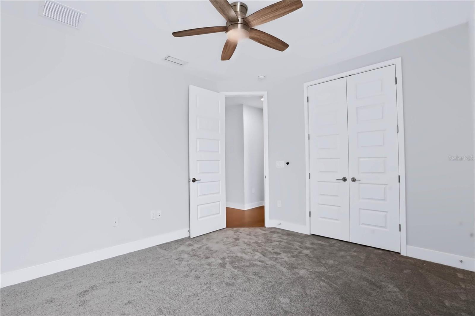 3022 W Gray St Property Photo 39