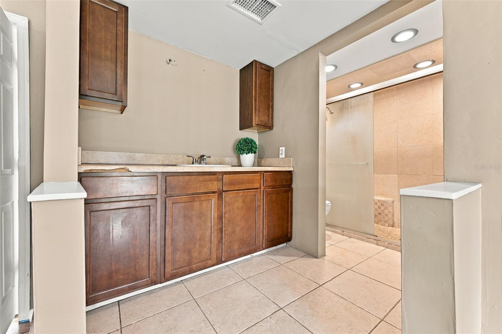 407 7th St Sw Property Photo 29