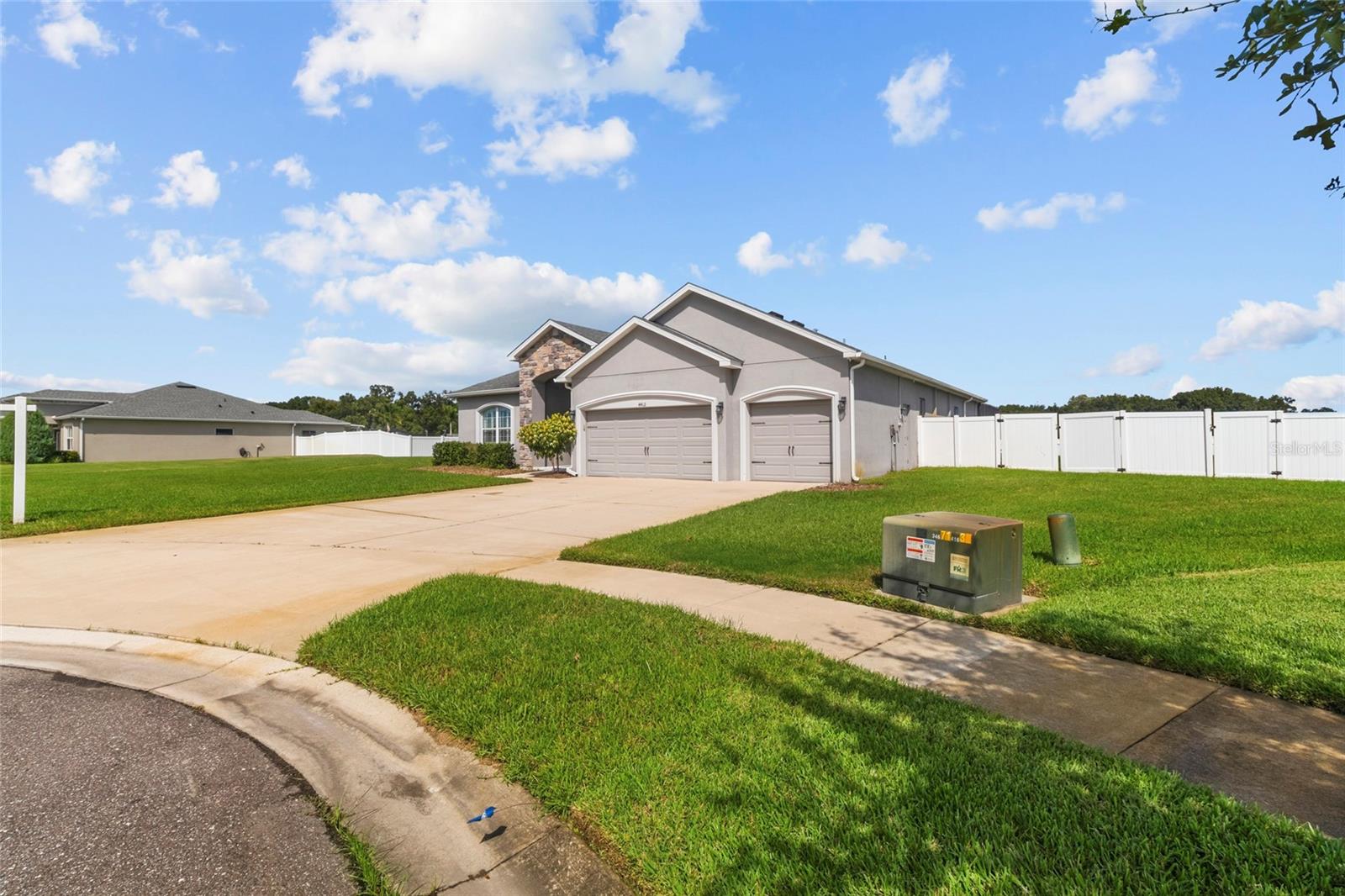 4412 Devinshire Fields Loop Property Photo 4