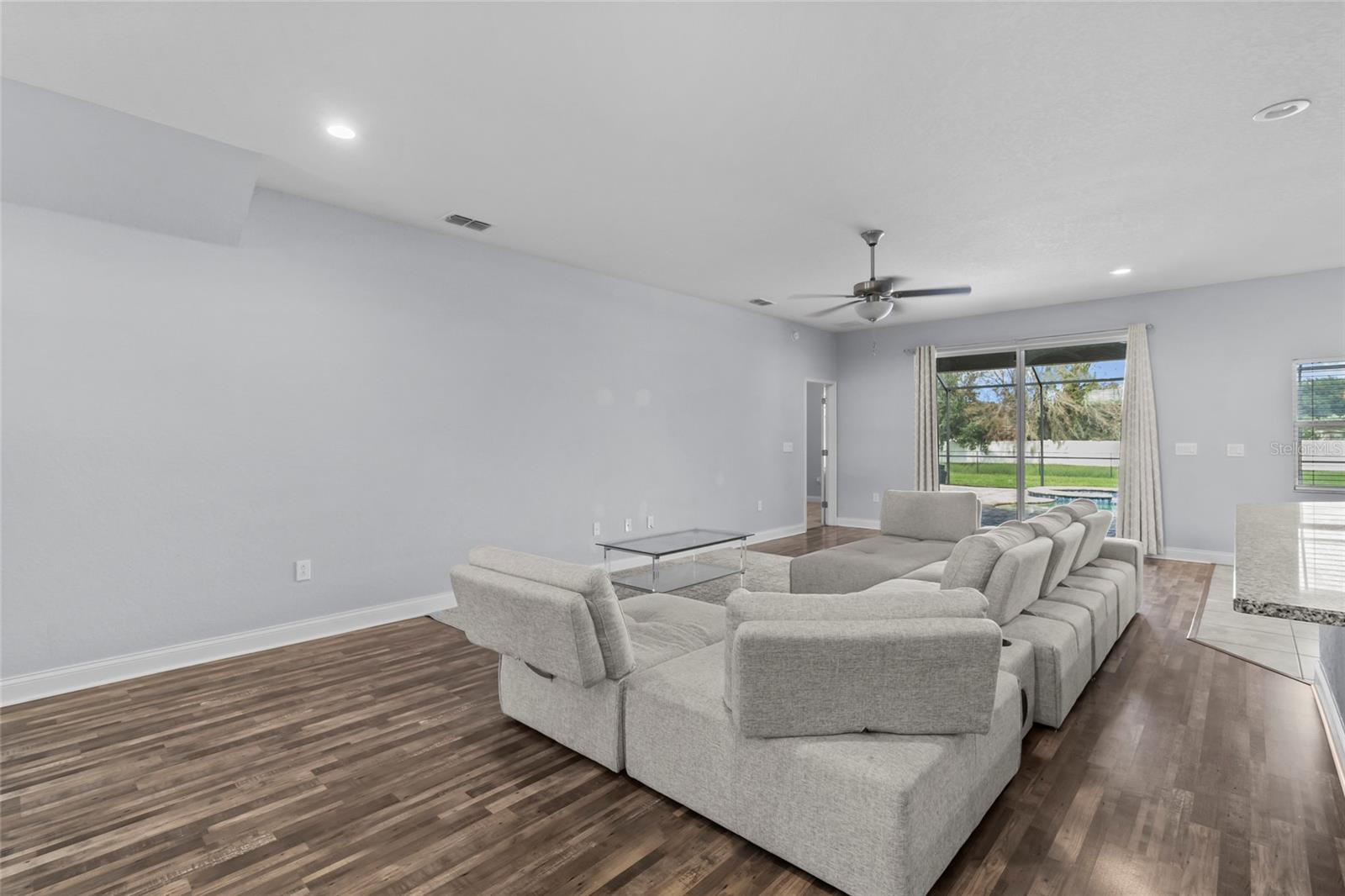 4412 Devinshire Fields Loop Property Photo 22