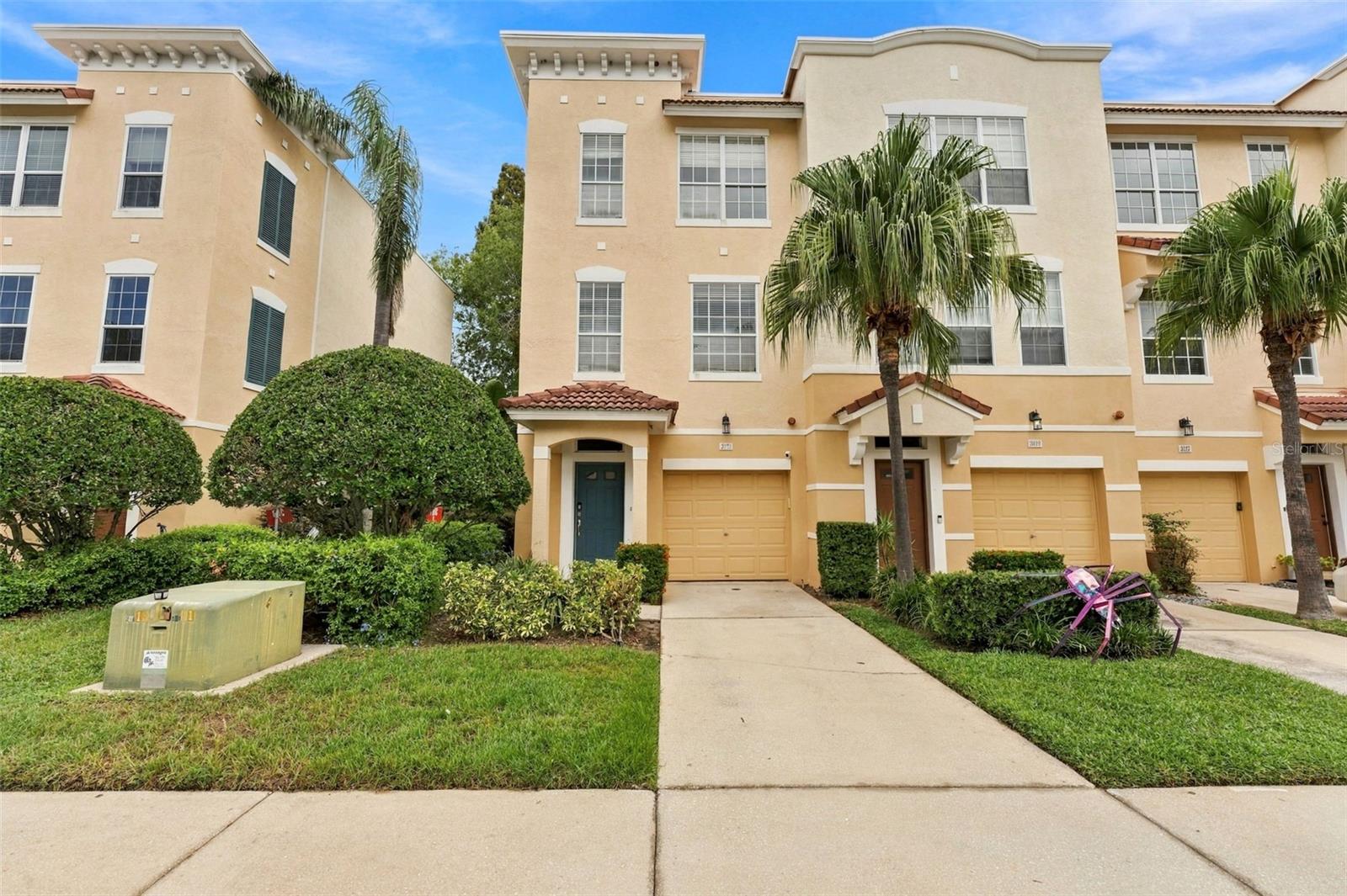 3121 BAYSHORE OAKS DR Property Photo 1