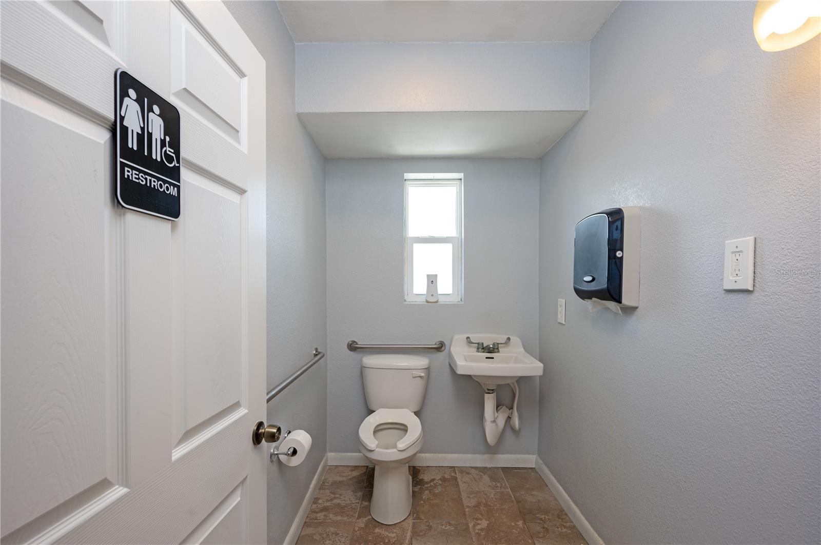 3039 49th St N Property Photo 15