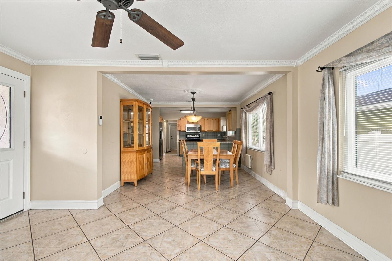 2908 W Arch St Property Photo 10