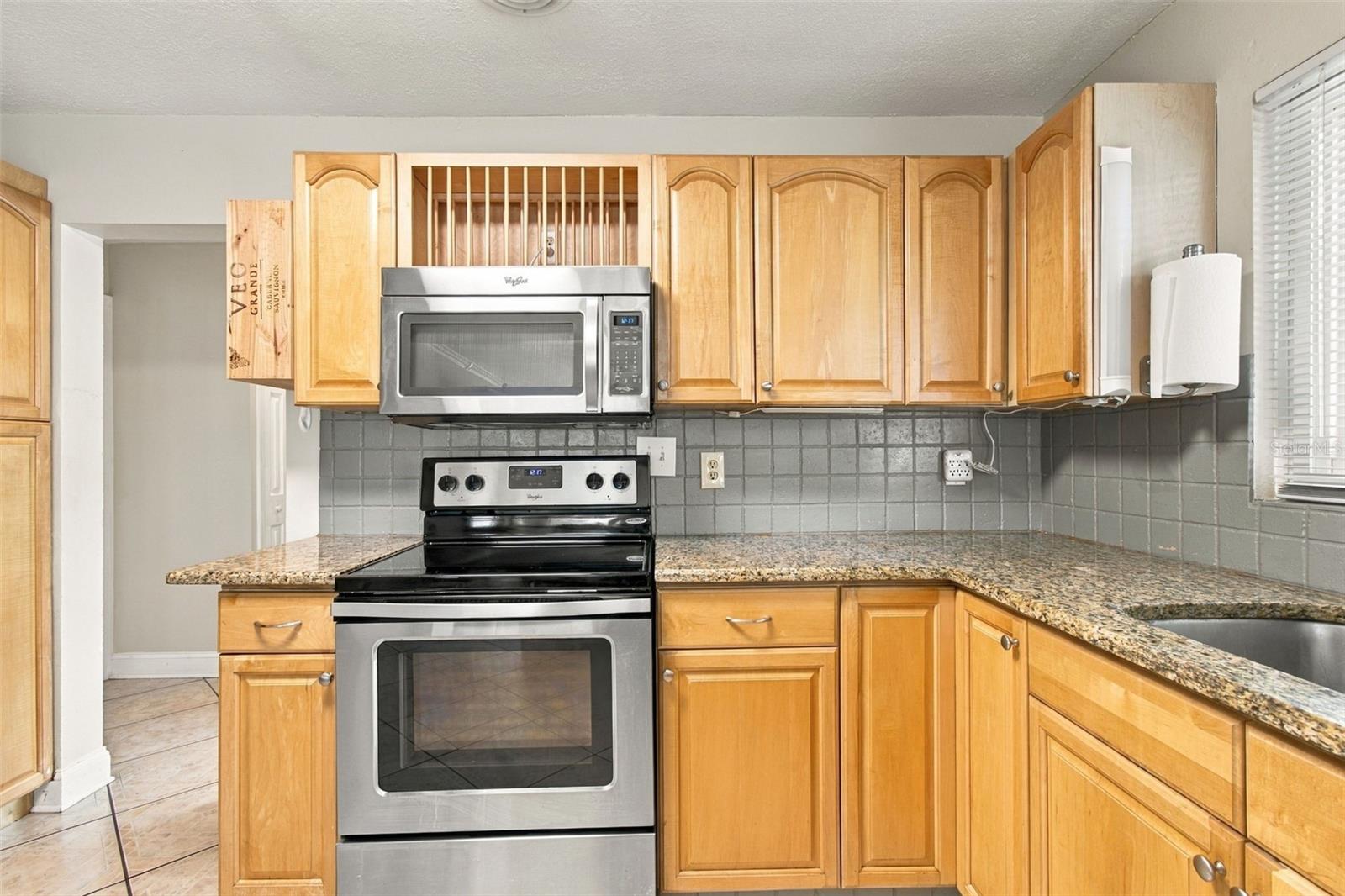 2908 W Arch St Property Photo 17
