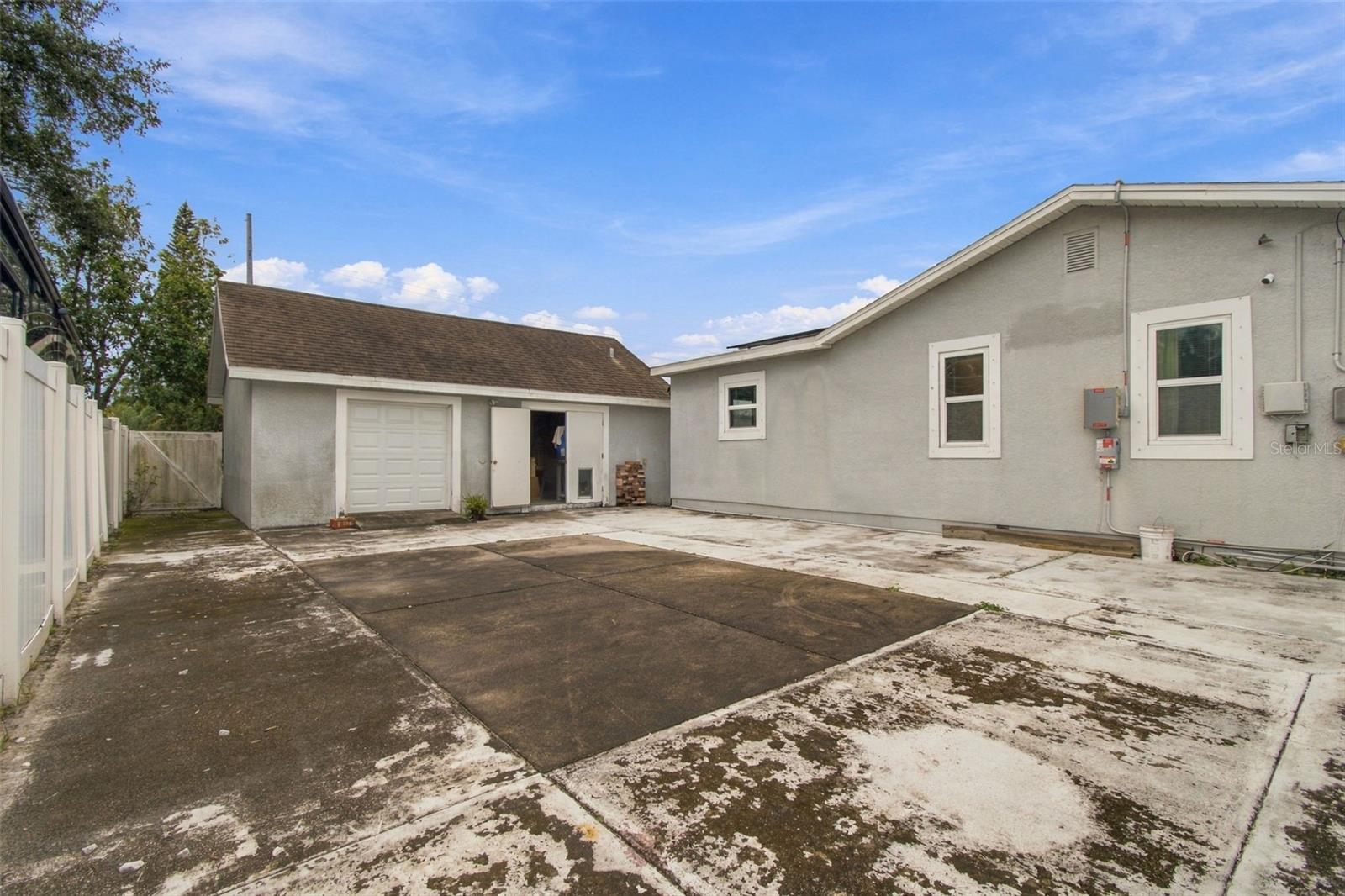 2908 W Arch St Property Photo 47