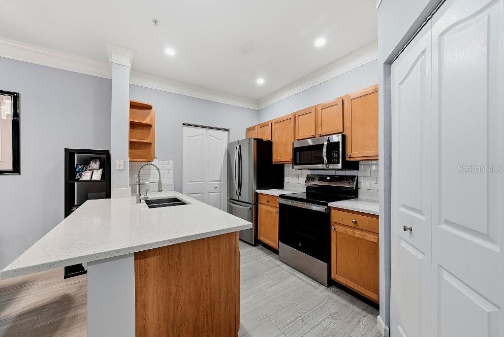 4207 S Dale Mabry Hwy #10108 Property Photo 3