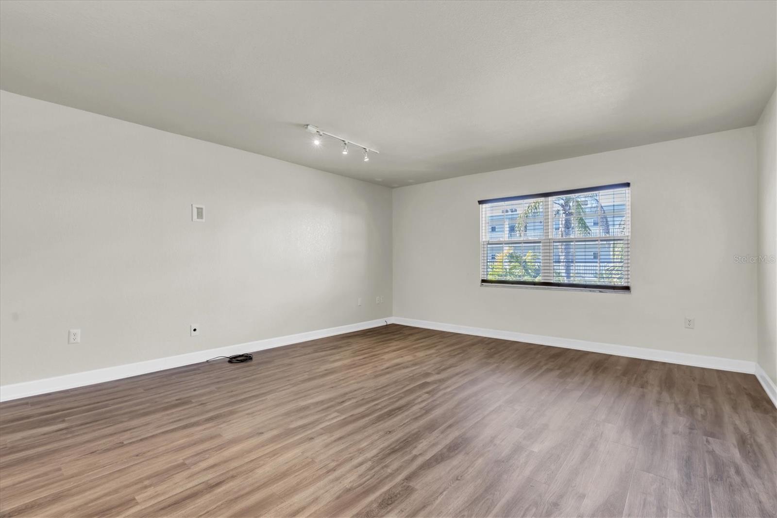 701 Poinsettia Rd #248 Property Photo 6