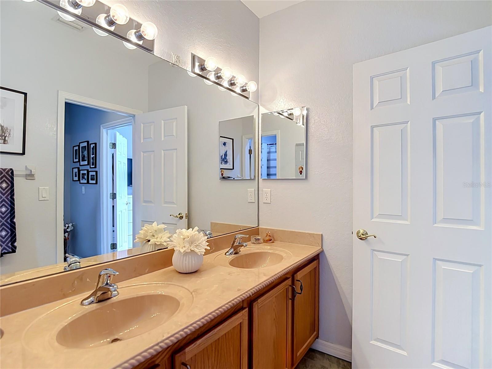 1203 Summergate Dr Property Photo 41
