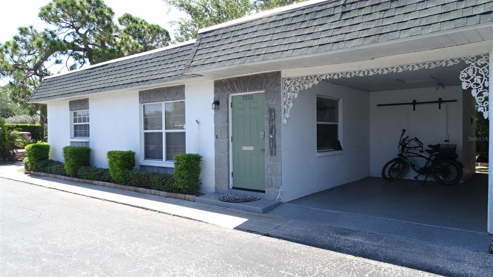 7800 38TH TER N Property Photo 1