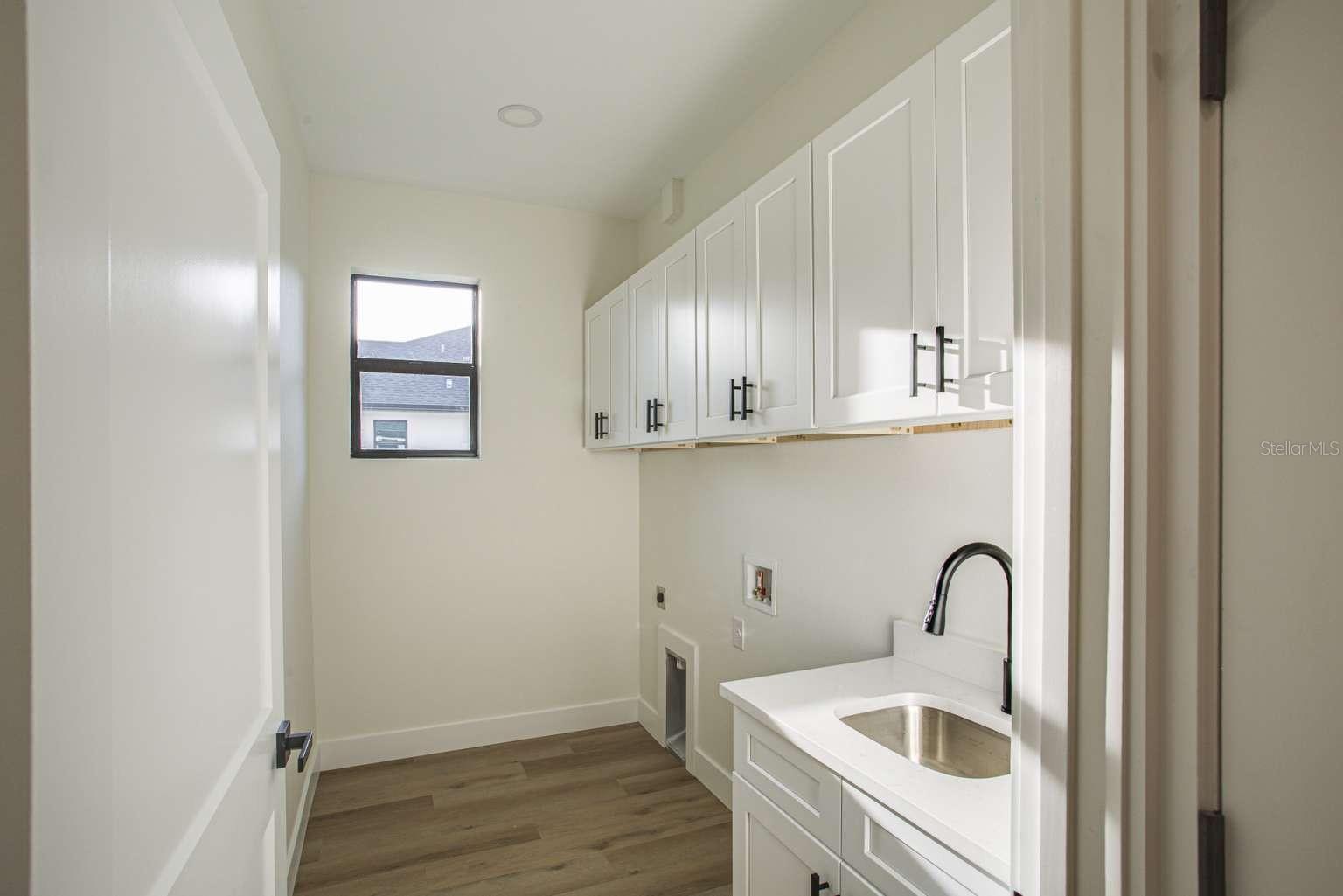 5752 Shaffer Ave Property Photo 14