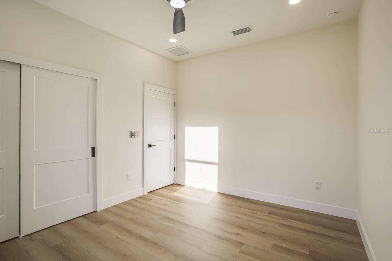5752 Shaffer Ave Property Photo 31