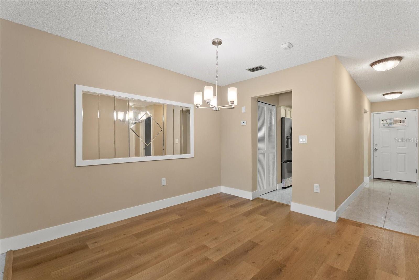 5925 Shore Blvd S #105 Property Photo 22