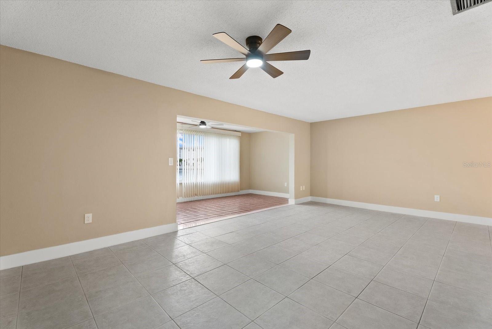 5925 Shore Blvd S #105 Property Photo 24