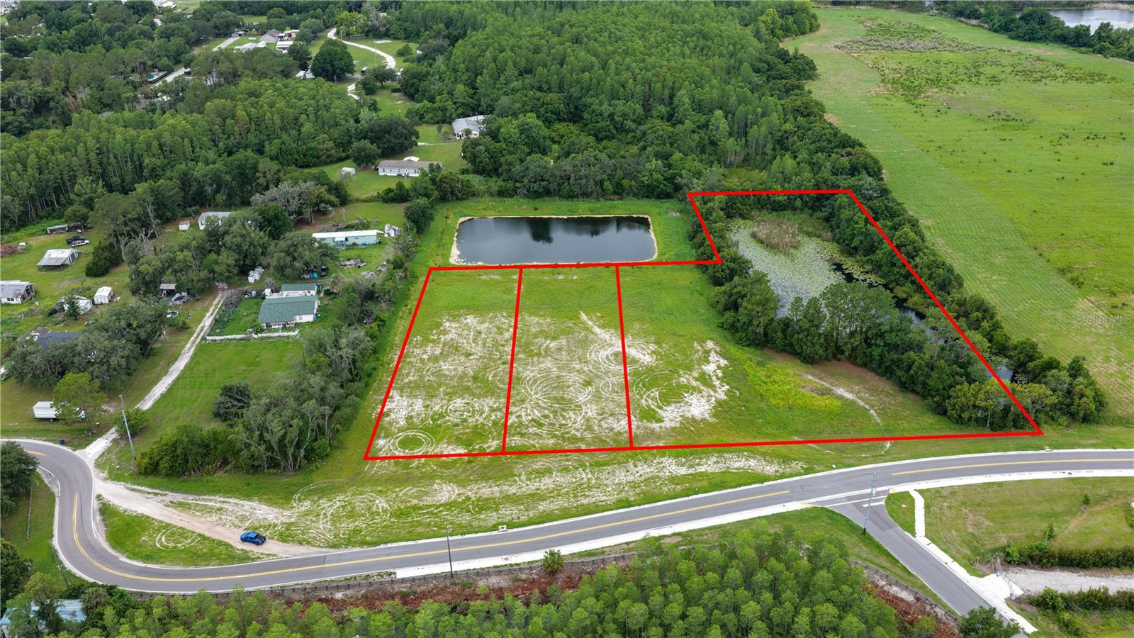 Causeway Blvd Property Photo 2
