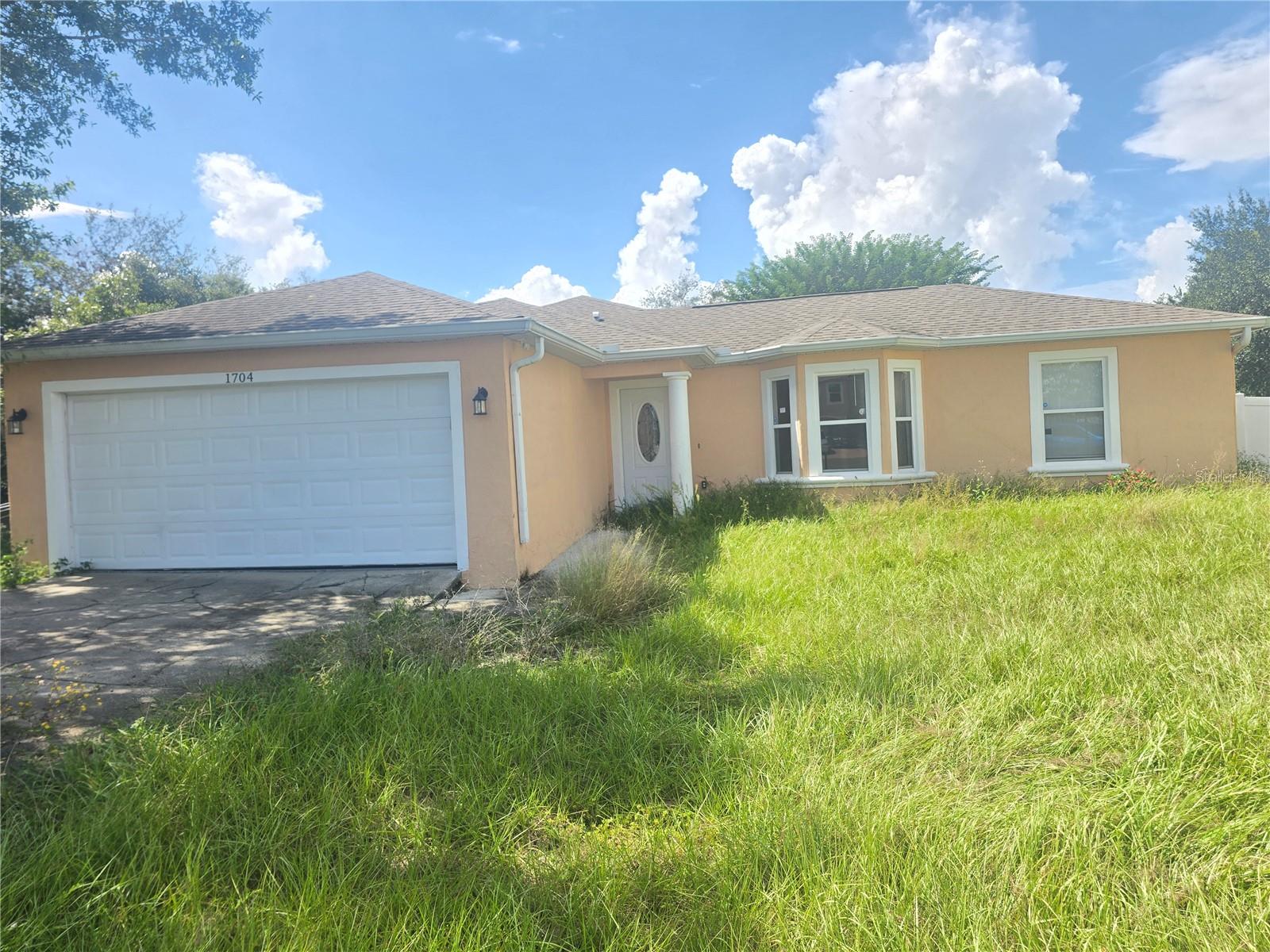 1704 Snook Pl Property Photo 1