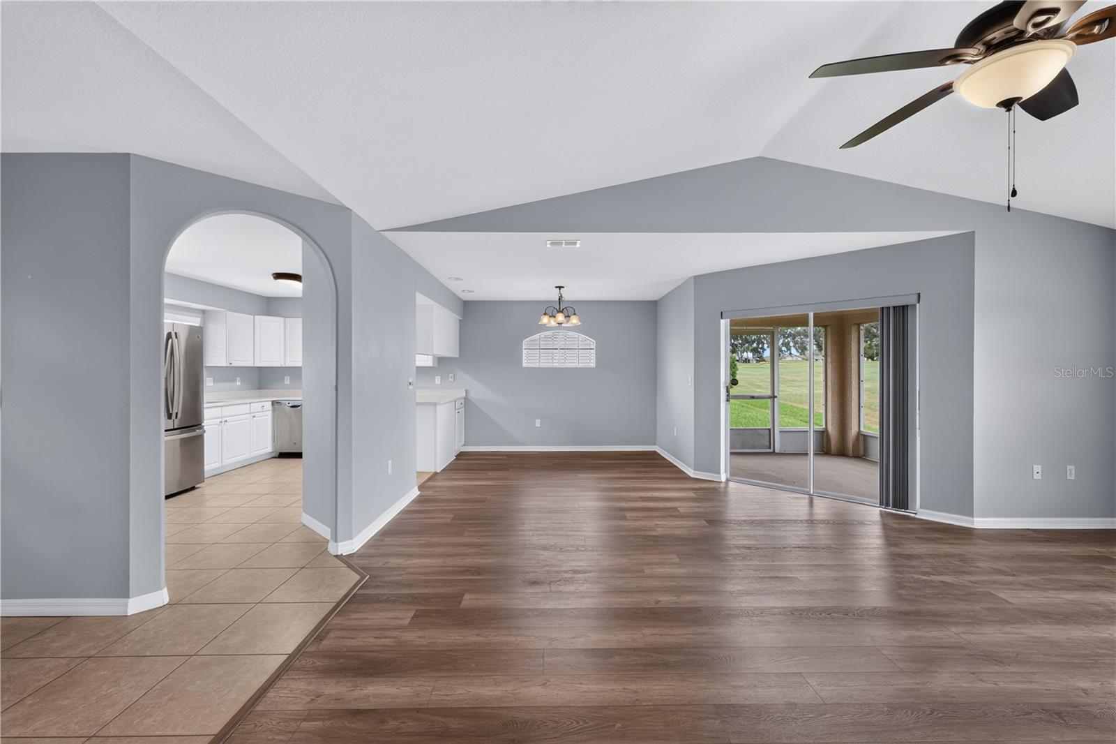 11048 Moshie Ln Property Photo 11