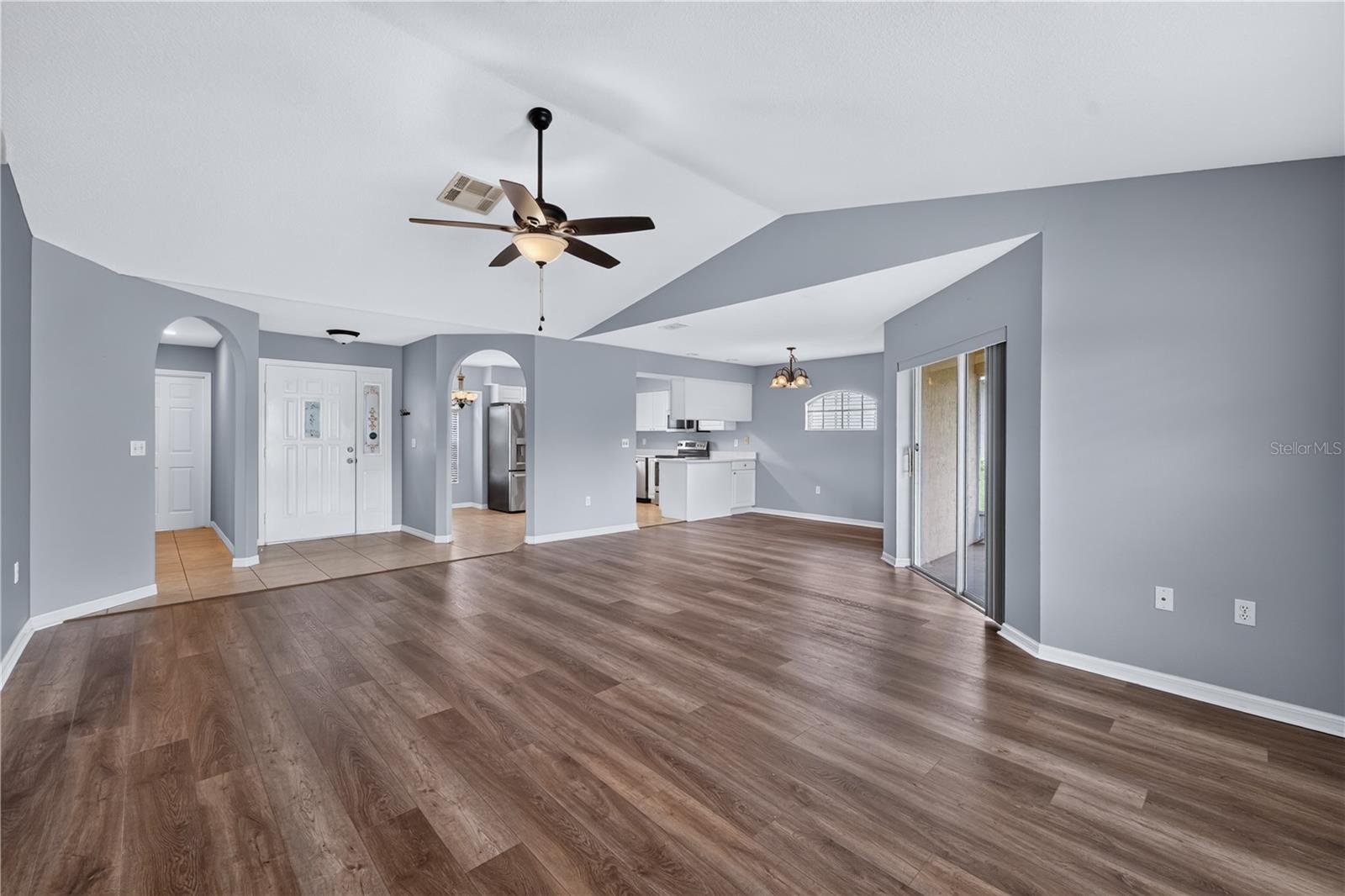 11048 Moshie Ln Property Photo 12