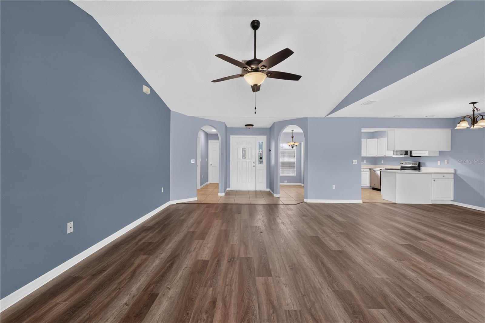 11048 Moshie Ln Property Photo 13