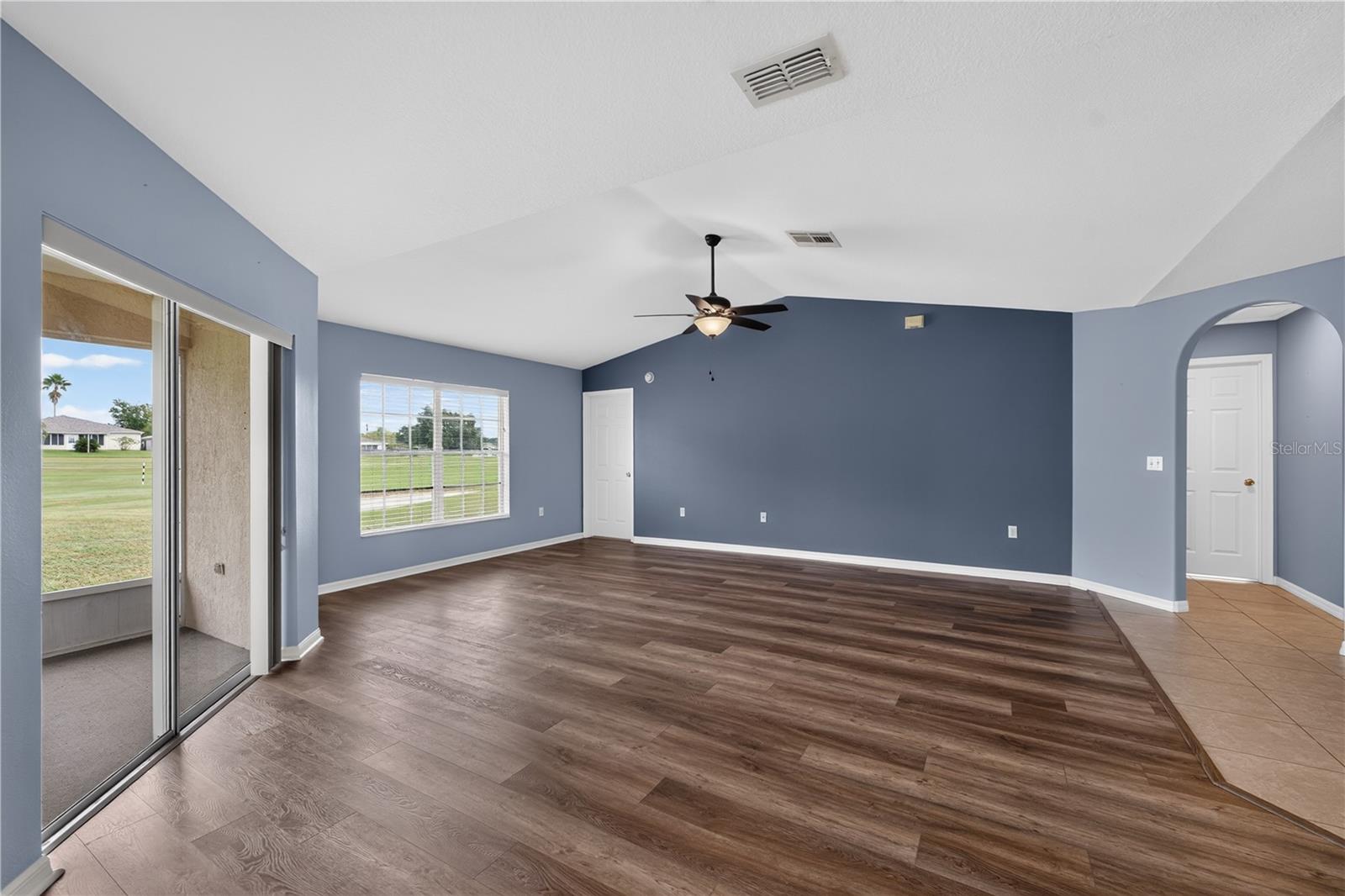 11048 Moshie Ln Property Photo 15