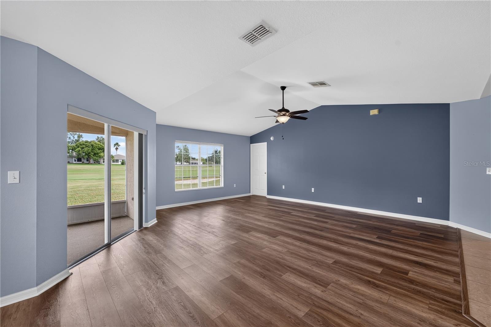 11048 Moshie Ln Property Photo 16
