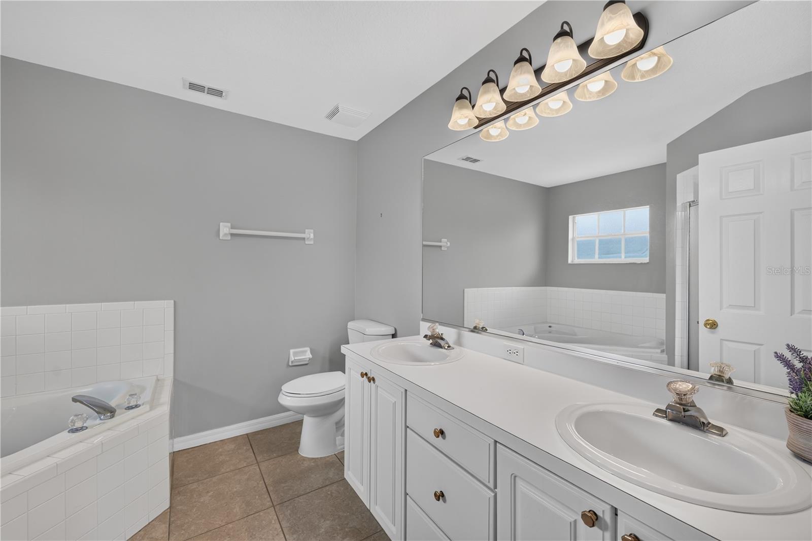 11048 Moshie Ln Property Photo 29