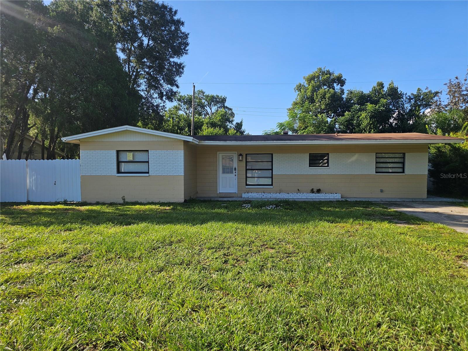 6125 Liberty Ave Property Photo