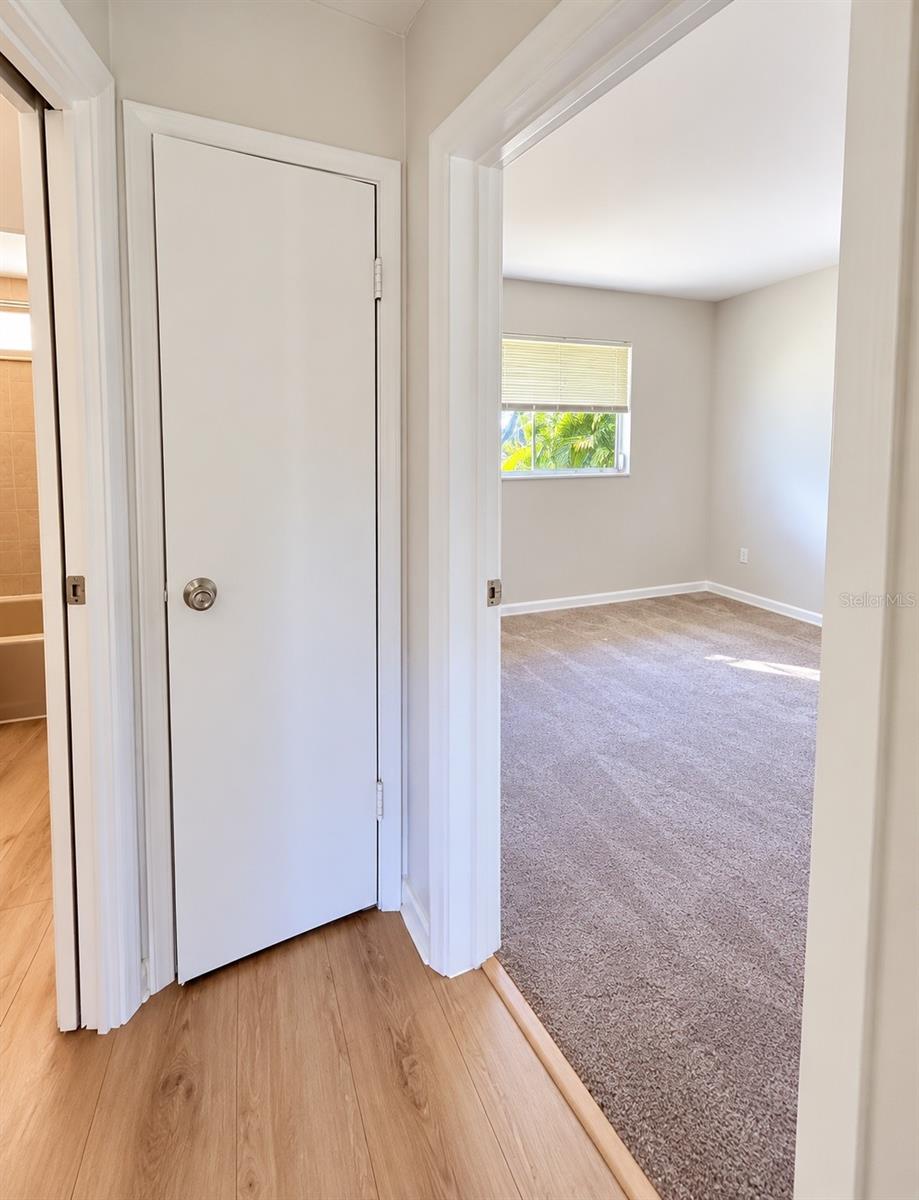 13822 Brewster Dr Property Photo 4