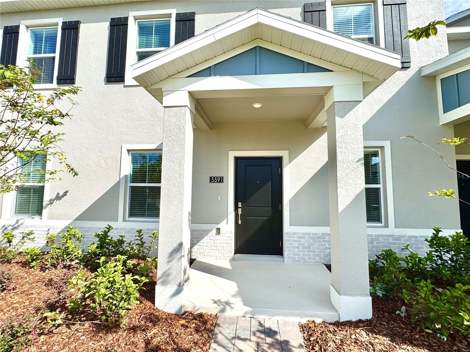 5591 Ronin Dr Property Photo 2