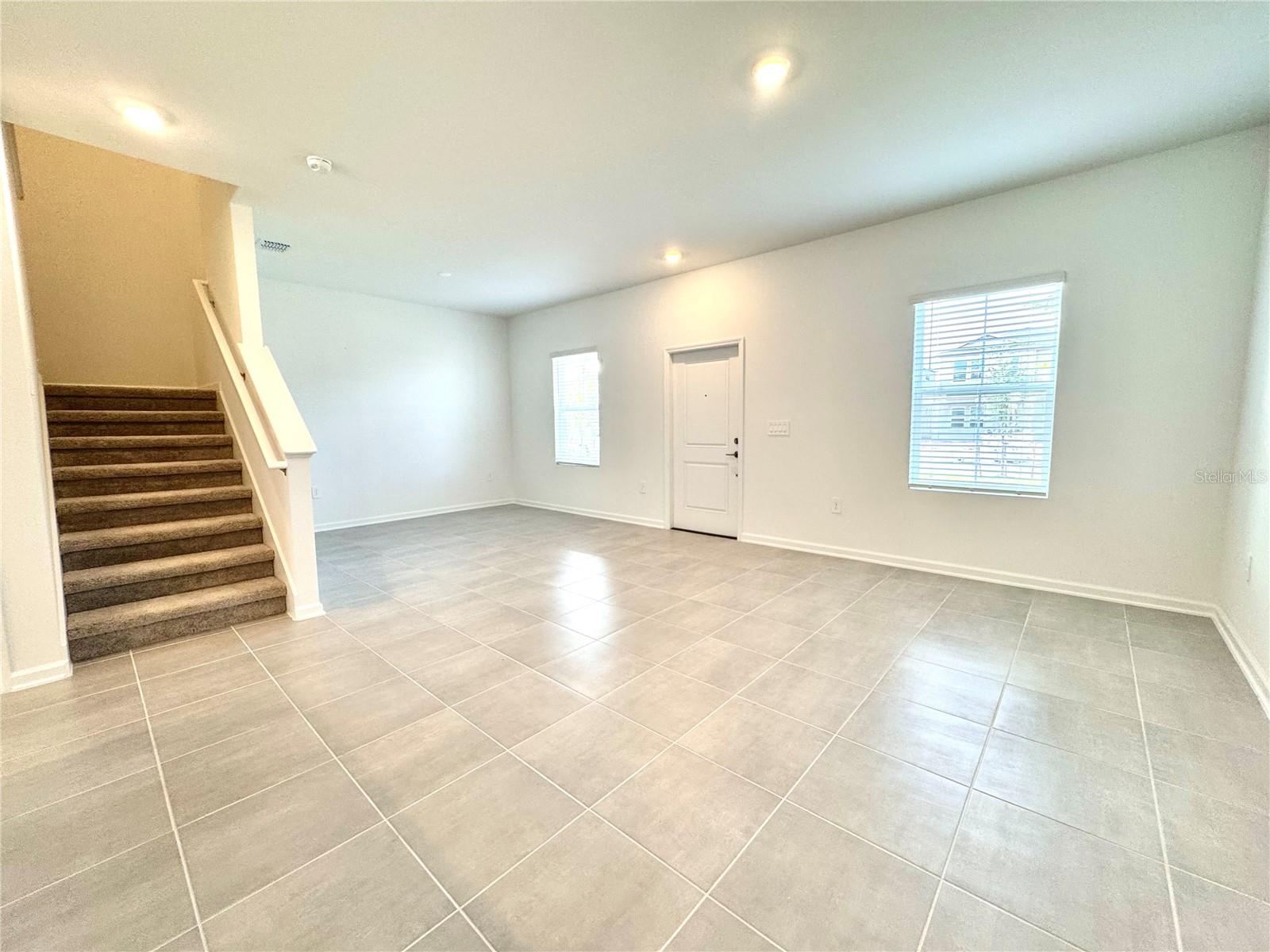 5591 Ronin Dr Property Photo 5