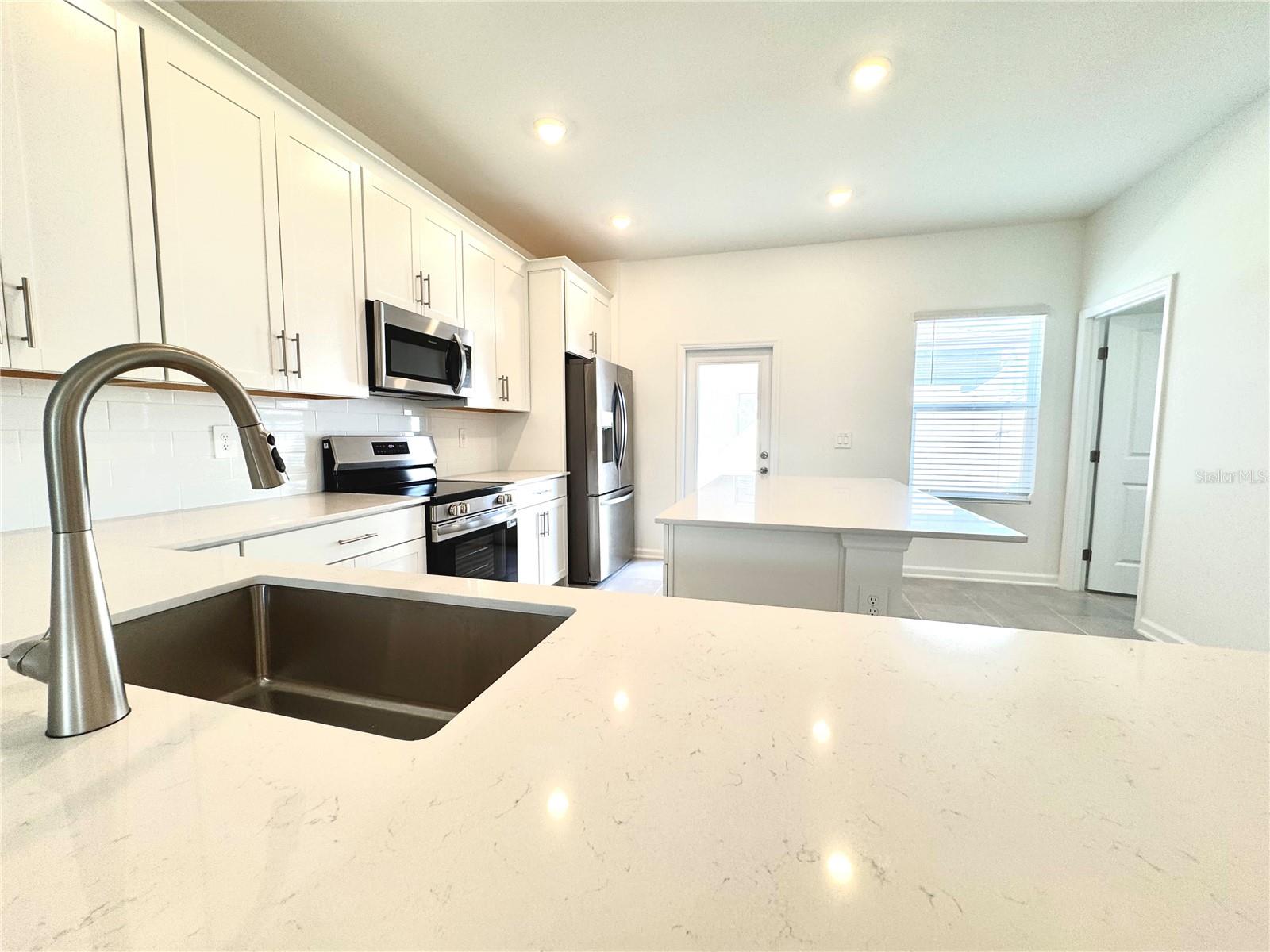 5591 Ronin Dr Property Photo 7
