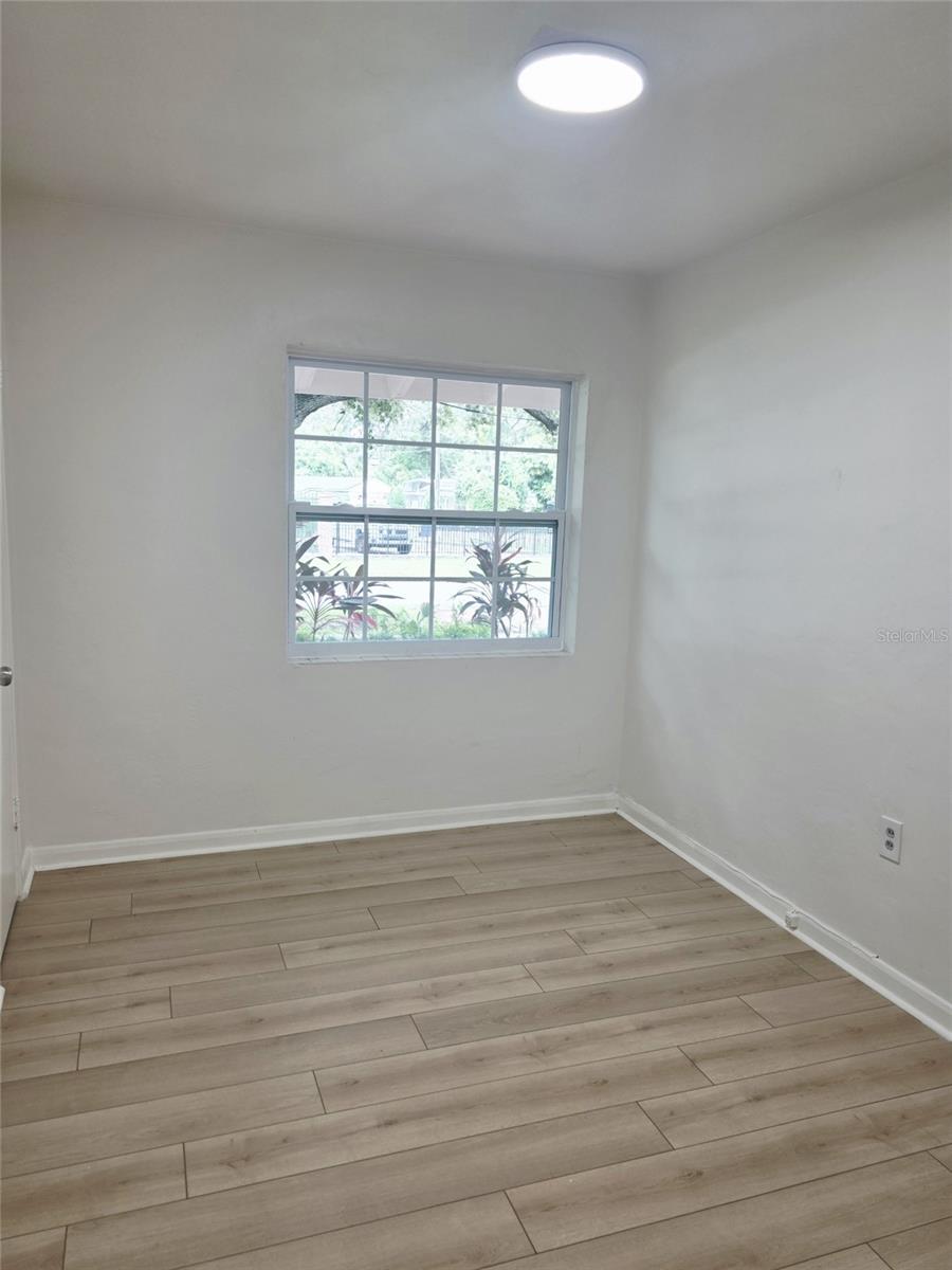 2103 N Harold Ave Property Photo 6