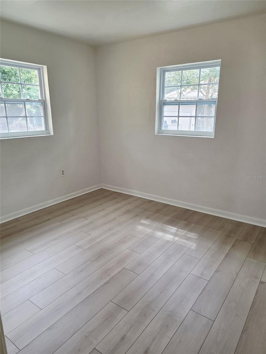 2103 N Harold Ave Property Photo 10