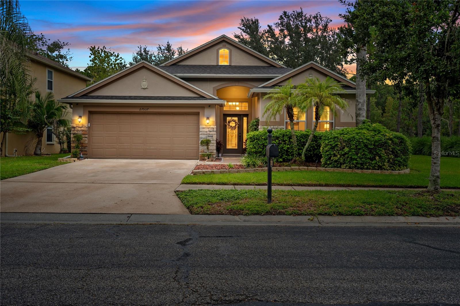 27537 EDENFIELD DR Property Photo 1