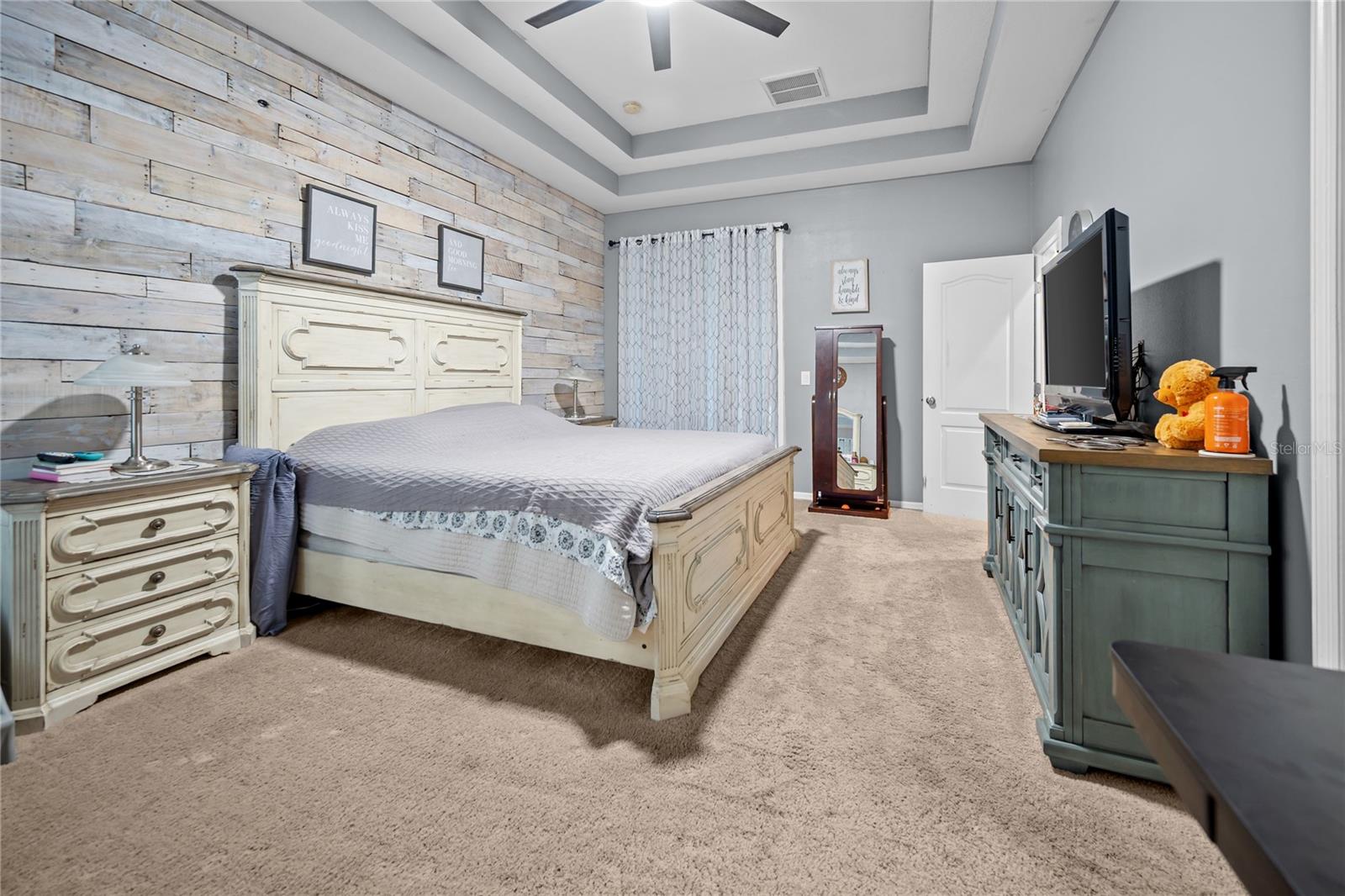 27537 Edenfield Dr Property Photo 15